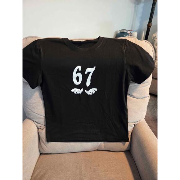 Kids Black Graphic Tee 67 Hands Design-Soft Ringspun Cotton Youth Large/Size 150 - Picture 2 of 5